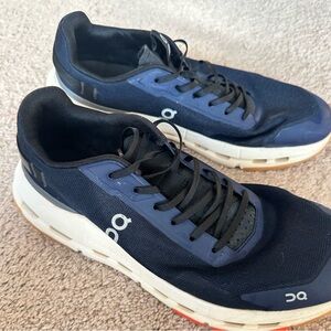 On Cloud Running Men's Blue and White Athletic Shoes Size 11